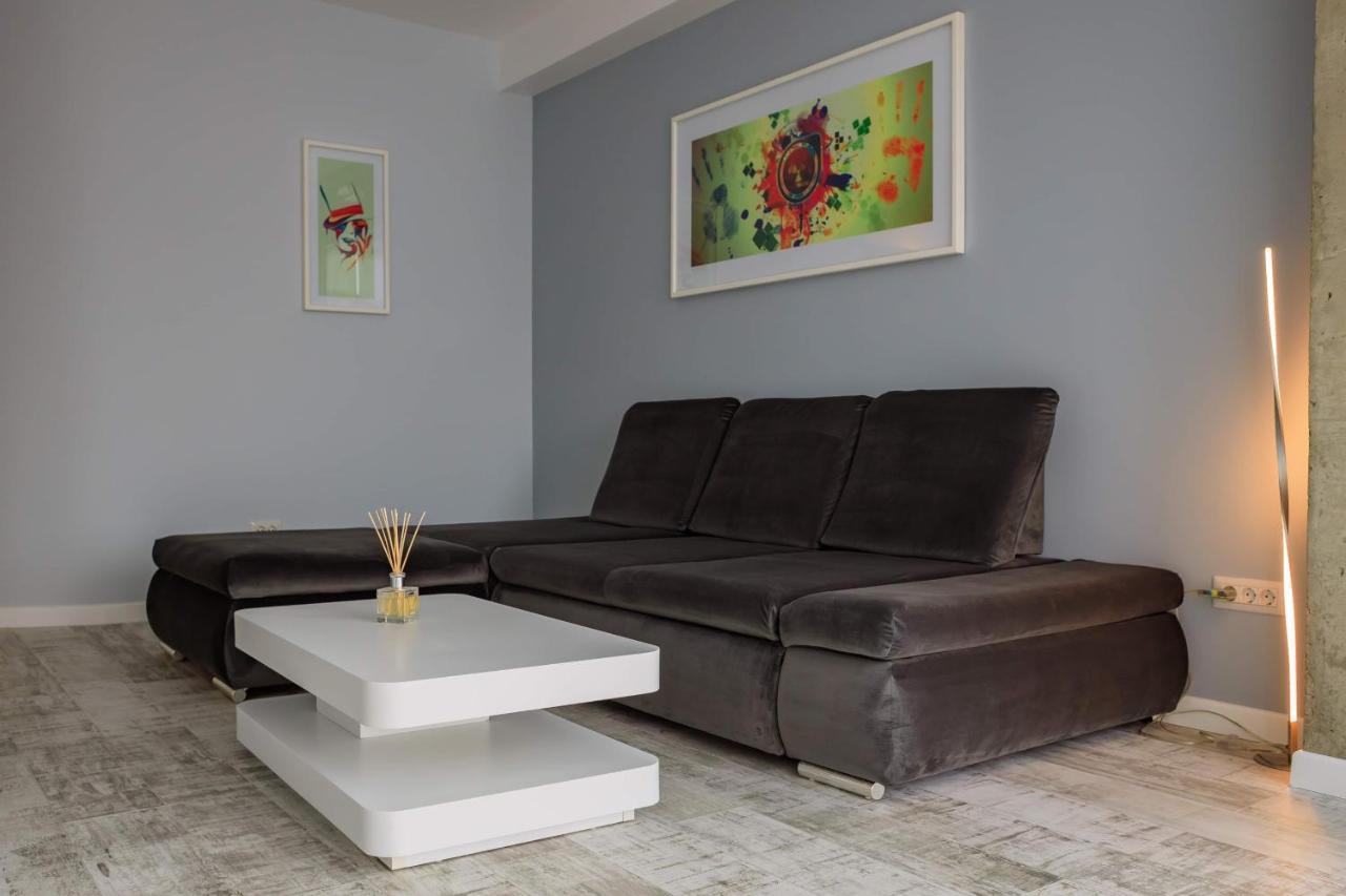 Appartamento Central Bliss Suceava Esterno foto