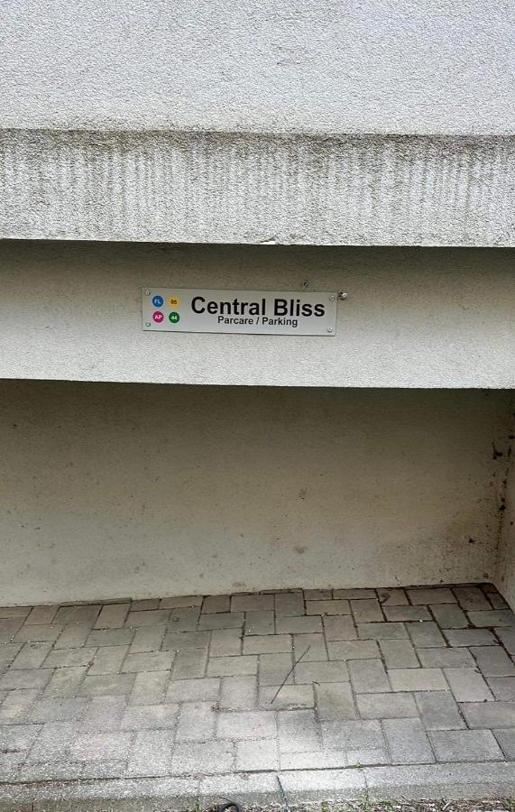 Appartamento Central Bliss Suceava Esterno foto